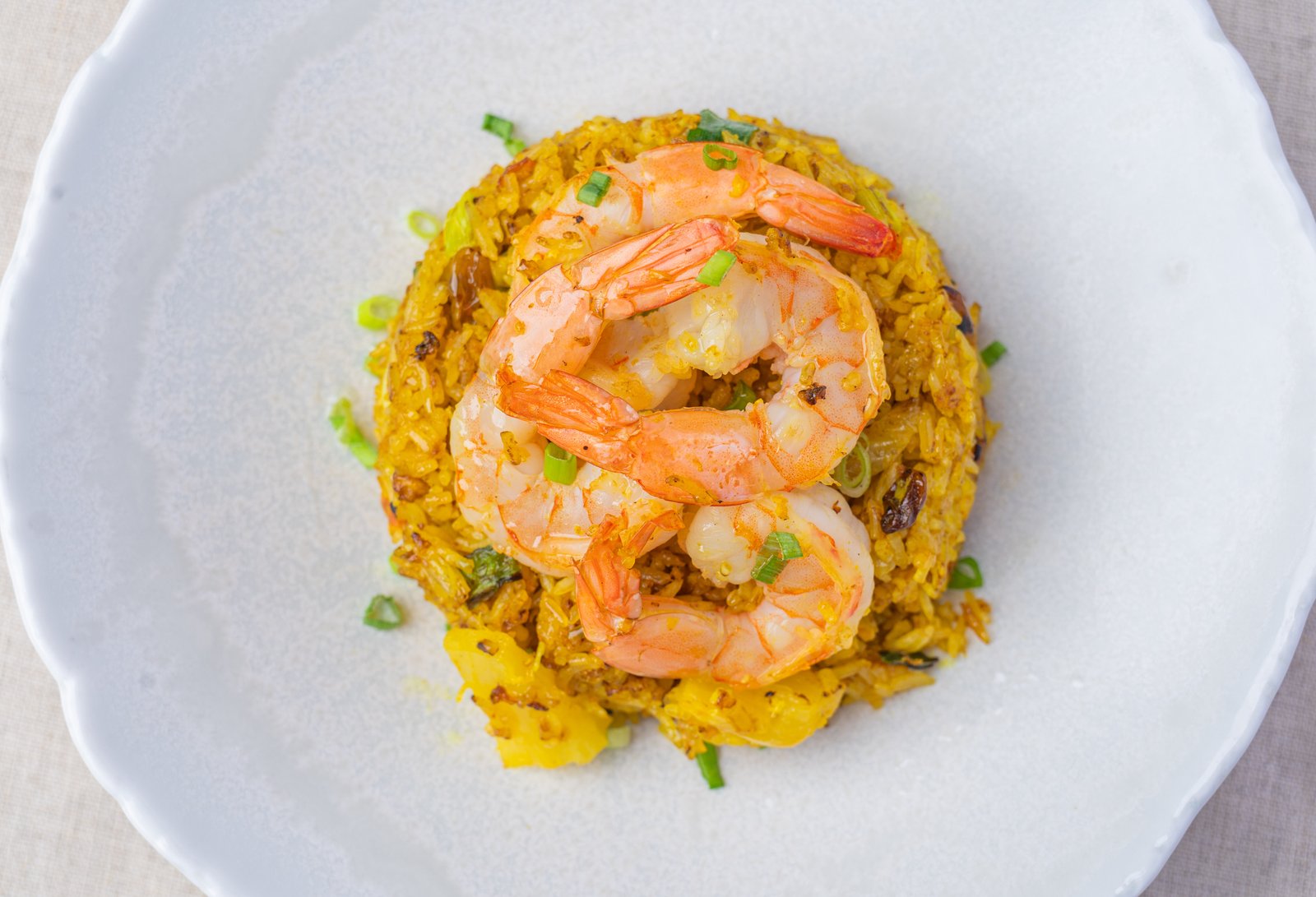 Pineapple fried rice with shrimp - Image 4