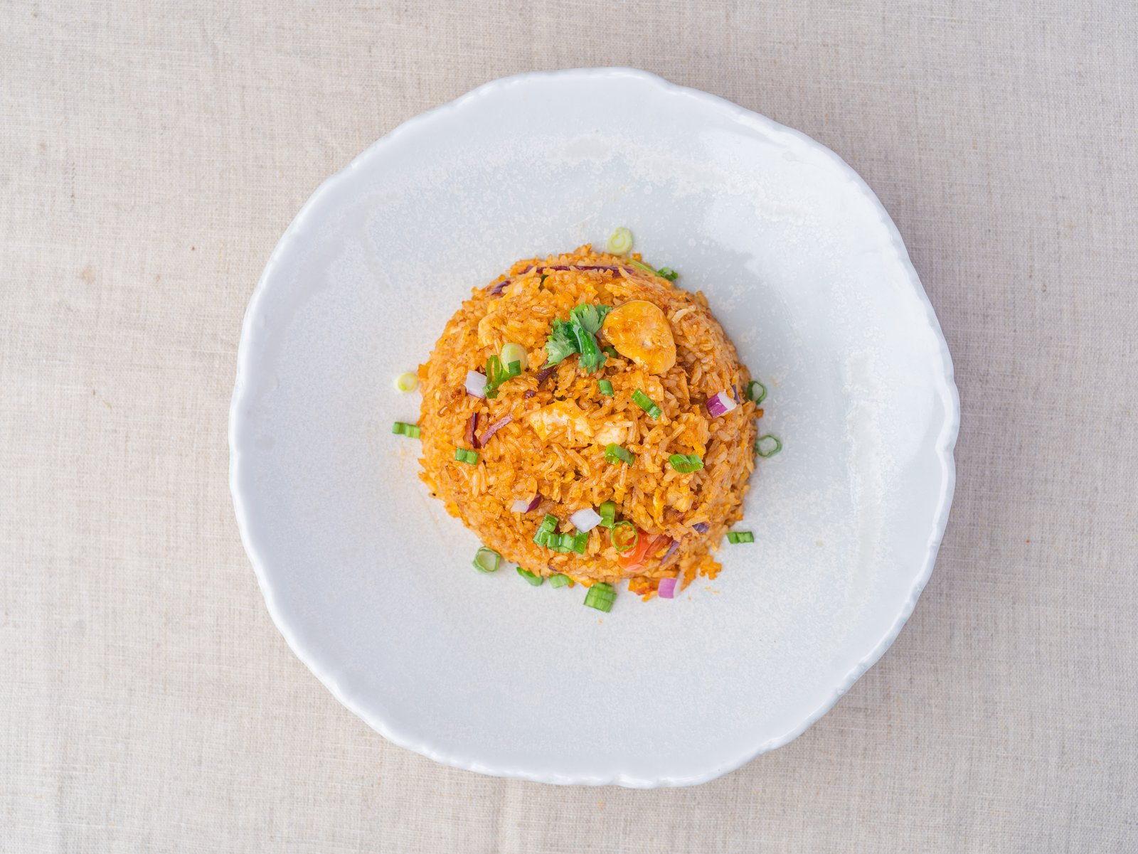 Tom yum fried rice with chicken - Image 4